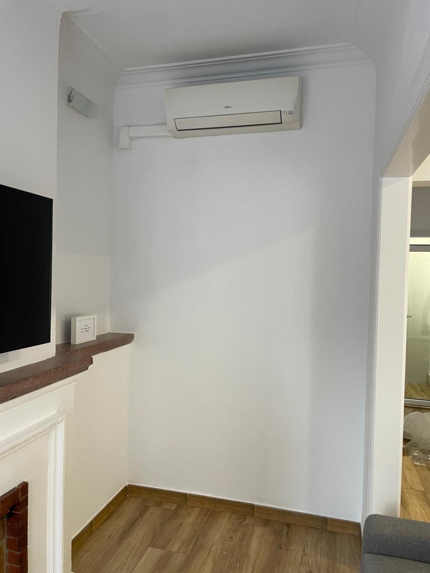 Apartamentos Tarradellas Sants Estacio Barcelona Exterior photo